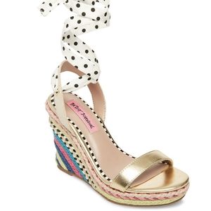 COPY - BETSY JOHNSON tie up Wedge Sandals Size 7